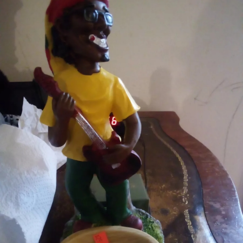 Figurine Ashtray
